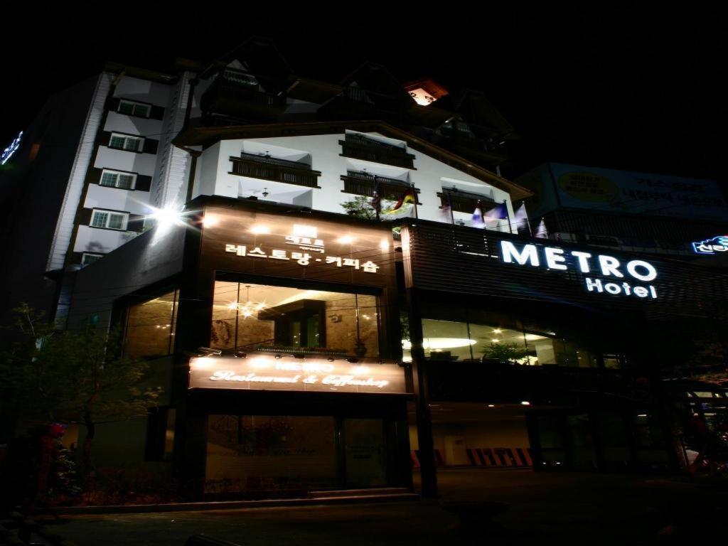 Metro Tourist Hotel Cheonan Exterior photo